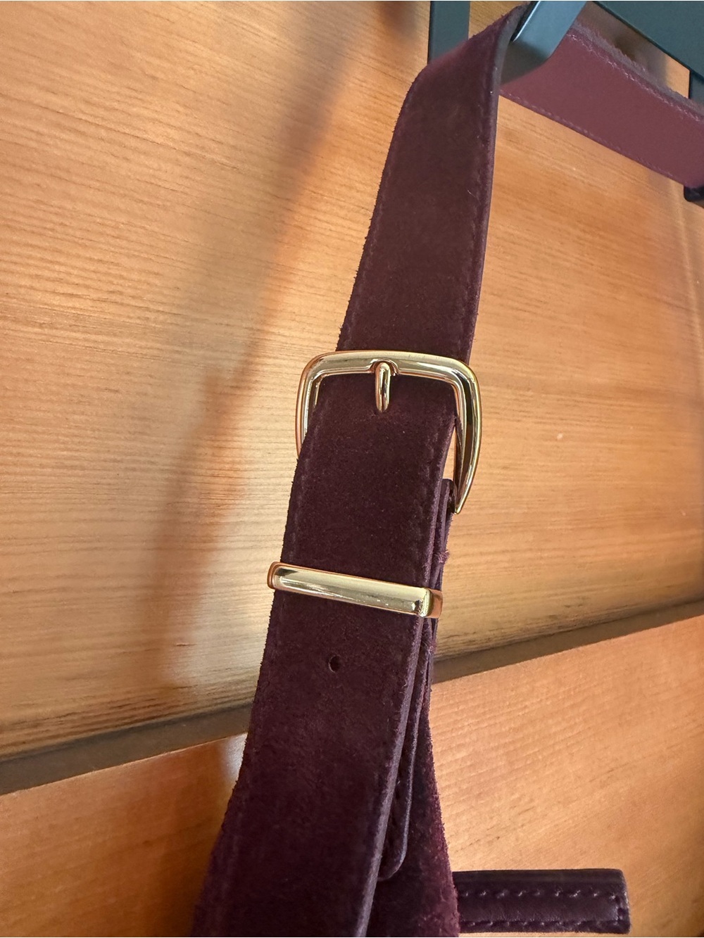 Madewell Essential Curve Shoulder Bag Suede Deep Merlot EUC - Picture 5 of 7
